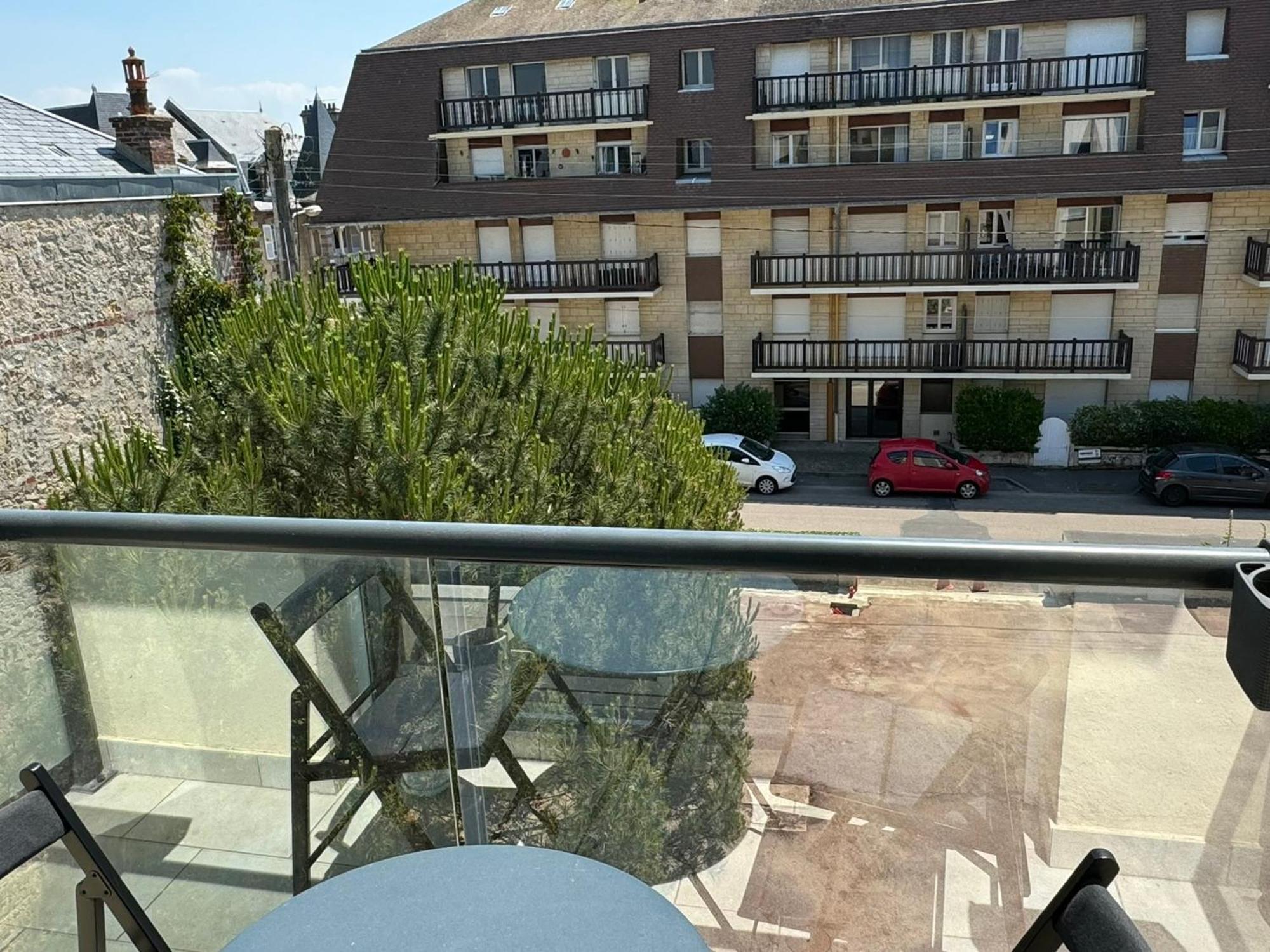 Studio Central A Cabourg Avec Balcon, Wifi Gratuit & Parking - Fr-1-487-372 מראה חיצוני תמונה